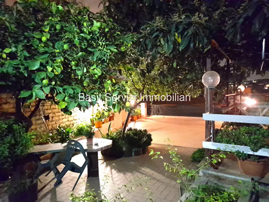 Immagine 16 di Appartamento in vendita  in via della pisana a Roma