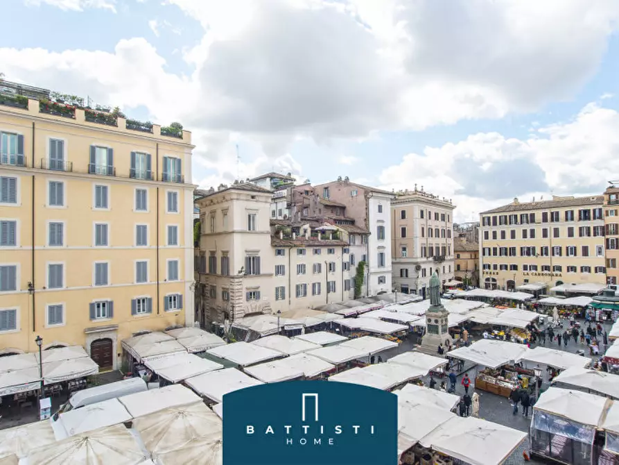 Immagine 1 di Appartamento in vendita  in Campo de Fiori a Roma