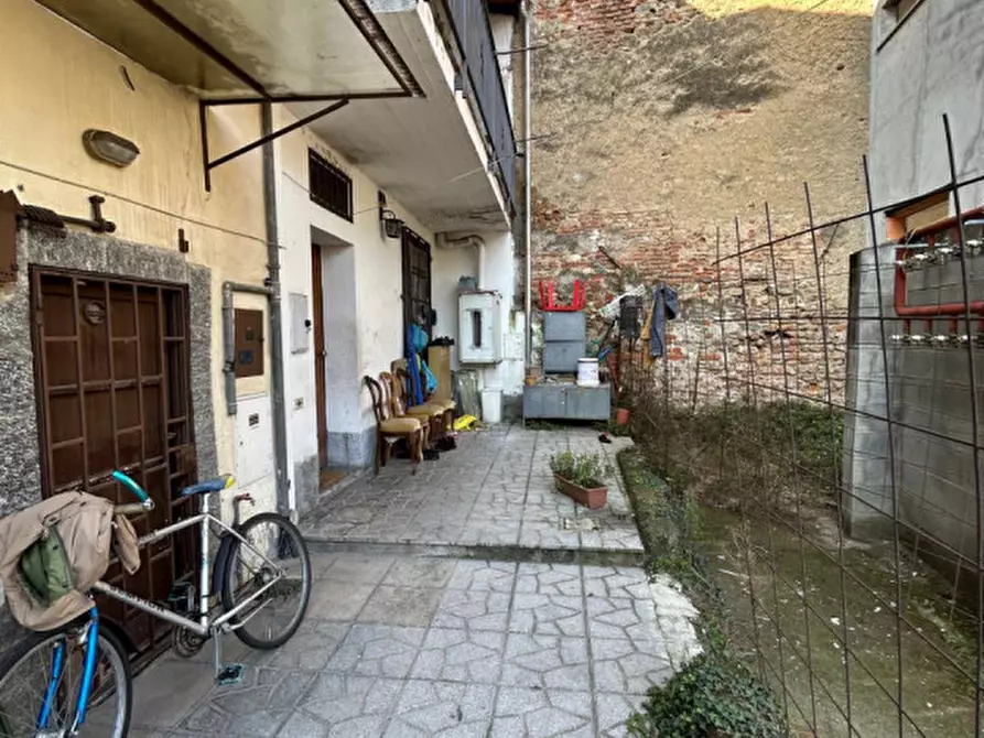 Immagine 8 di Appartamento in vendita  in Corso Sempione 140 a Legnano