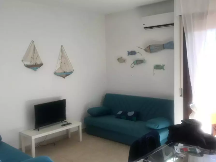 Immagine 1 di Appartamento in affitto  in VIA BENEDETTO CROCE a La Maddalena