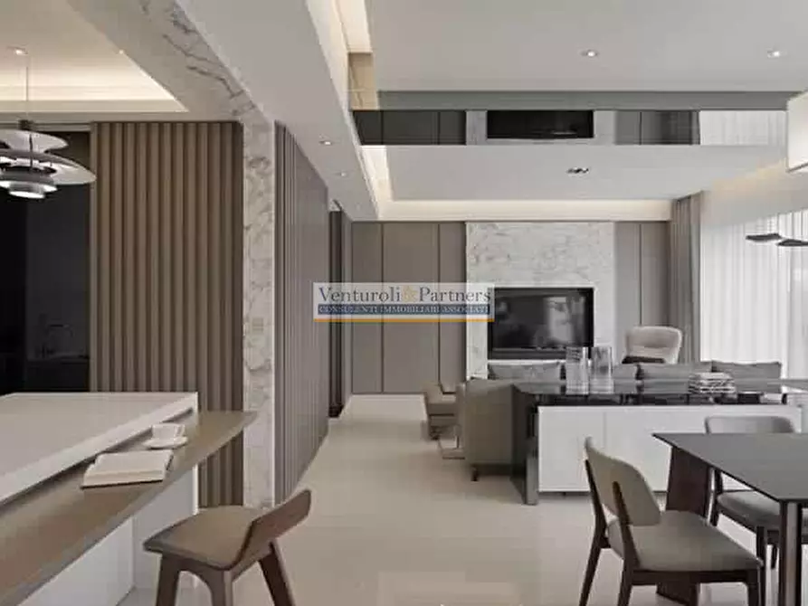 Immagine 2 di Appartamento in vendita  in Via Grezze a Desenzano Del Garda