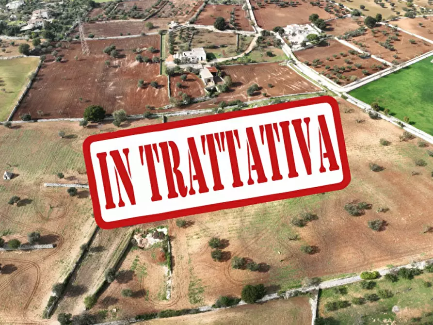 Immagine 1 di Terreno in vendita  in strada comunale foggia di ghezza a Castellana Grotte
