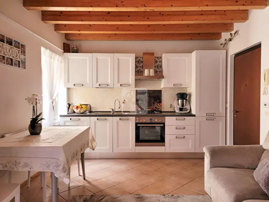 Immagine 2 di Appartamento in vendita  in Vicolo Curvo a Arco