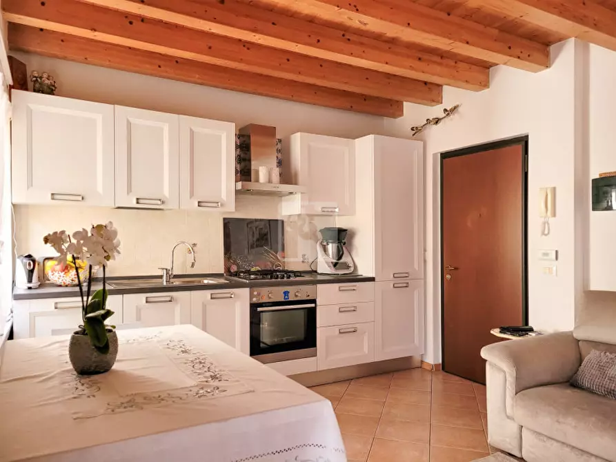 Immagine 5 di Appartamento in vendita  in Vicolo Curvo a Arco