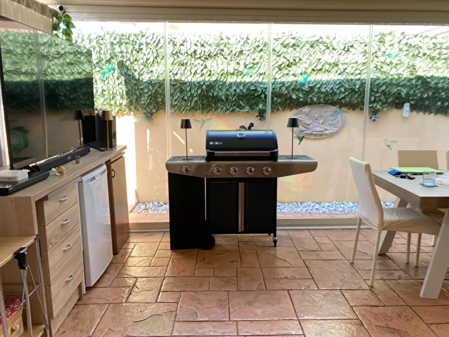 Immagine 8 di Casa bifamiliare in vendita  in VIA DELLA CANNUCCIA a Anzio