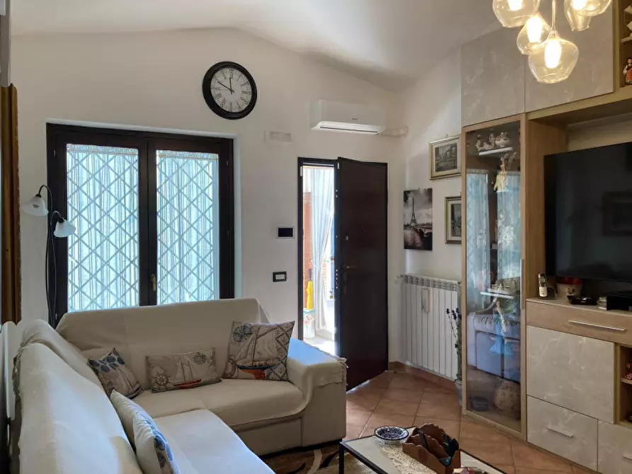 Immagine 13 di Casa bifamiliare in vendita  in VIA DELLA CANNUCCIA a Anzio