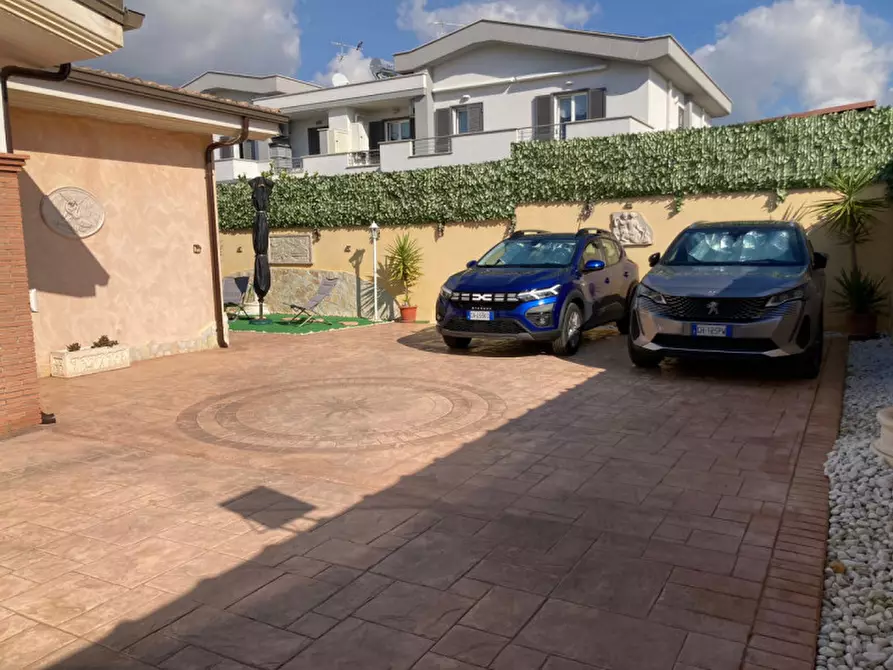 Immagine 23 di Casa bifamiliare in vendita  in VIA DELLA CANNUCCIA a Anzio
