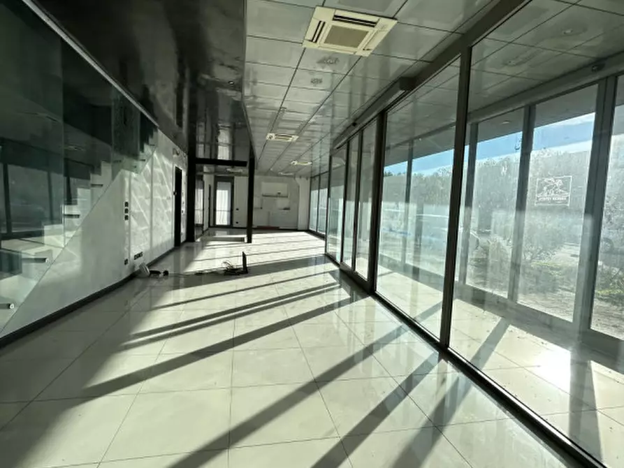 Immagine 2 di Capannone industriale in vendita  in Stradona Della Crosarona a Noale