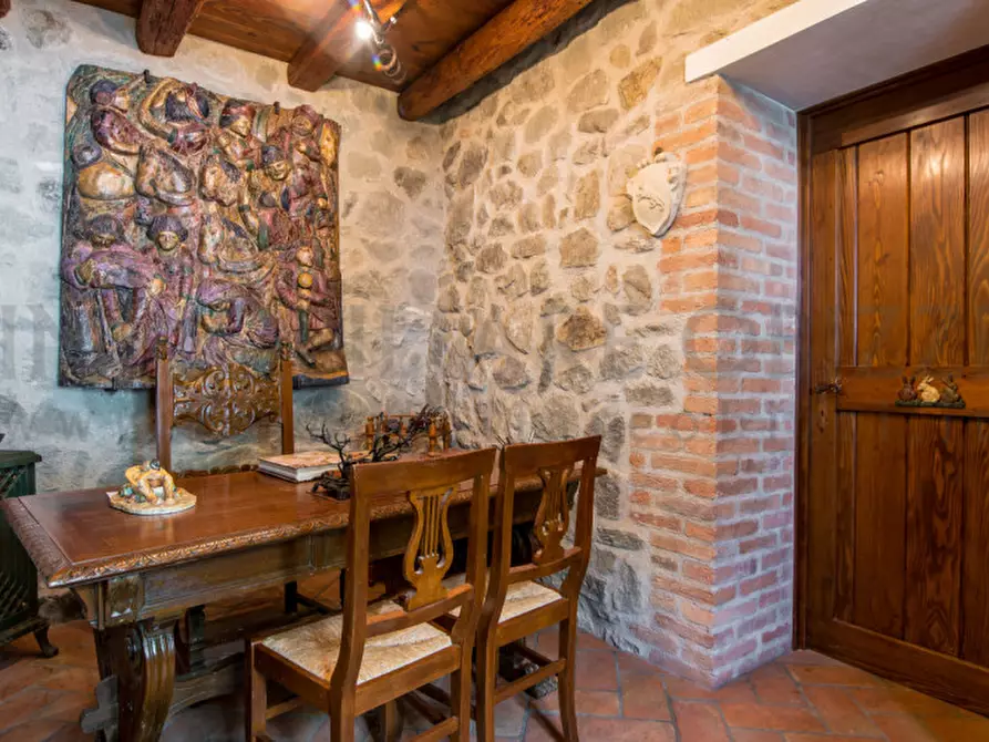 Immagine 2 di Rustico / casale in vendita  in Via Roma a Baone