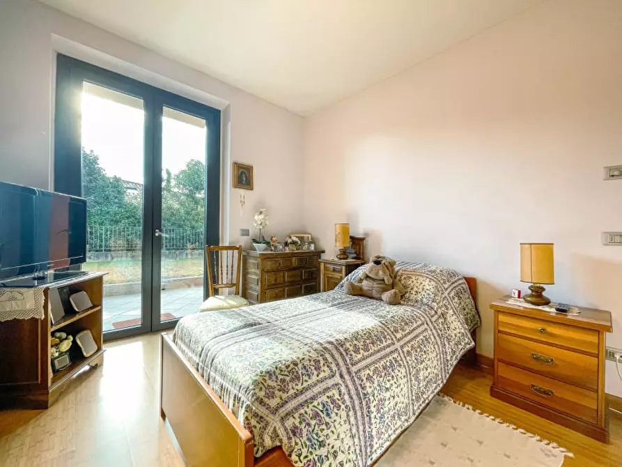 Immagine 17 di Villa in vendita  in Via Luigi Cadorna n.7 a Lesa