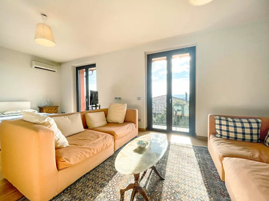 Immagine 21 di Villa in vendita  in Via Luigi Cadorna n.7 a Lesa