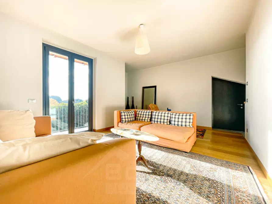 Immagine 24 di Villa in vendita  in Via Luigi Cadorna n.7 a Lesa