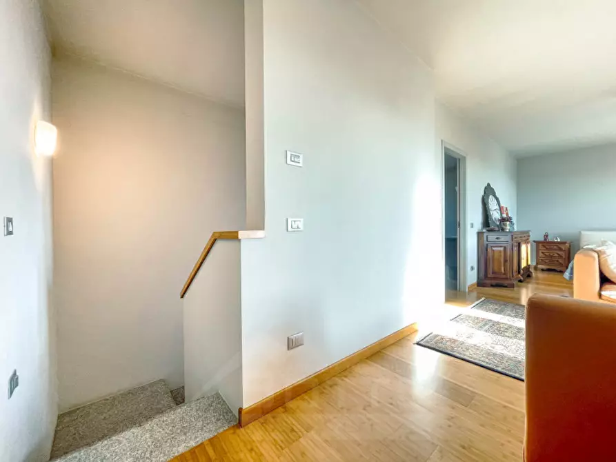 Immagine 29 di Villa in vendita  in Via Luigi Cadorna n.7 a Lesa