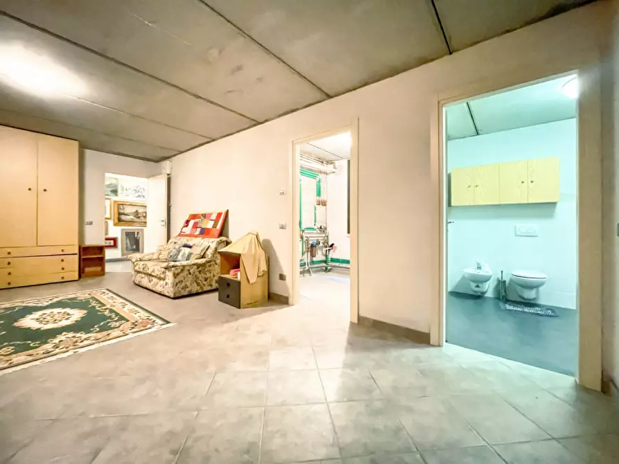 Immagine 35 di Villa in vendita  in Via Luigi Cadorna n.7 a Lesa