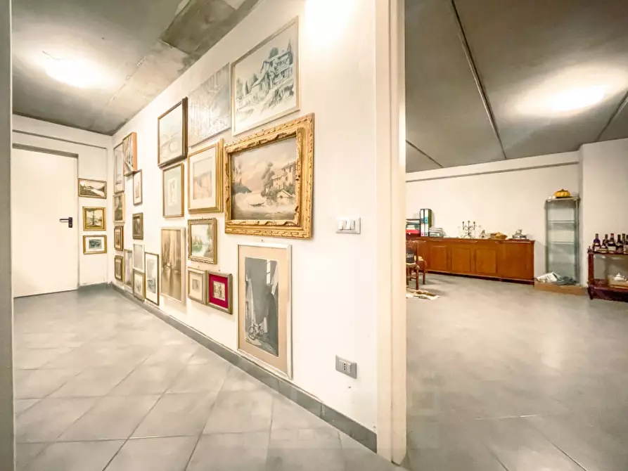 Immagine 37 di Villa in vendita  in Via Luigi Cadorna n.7 a Lesa