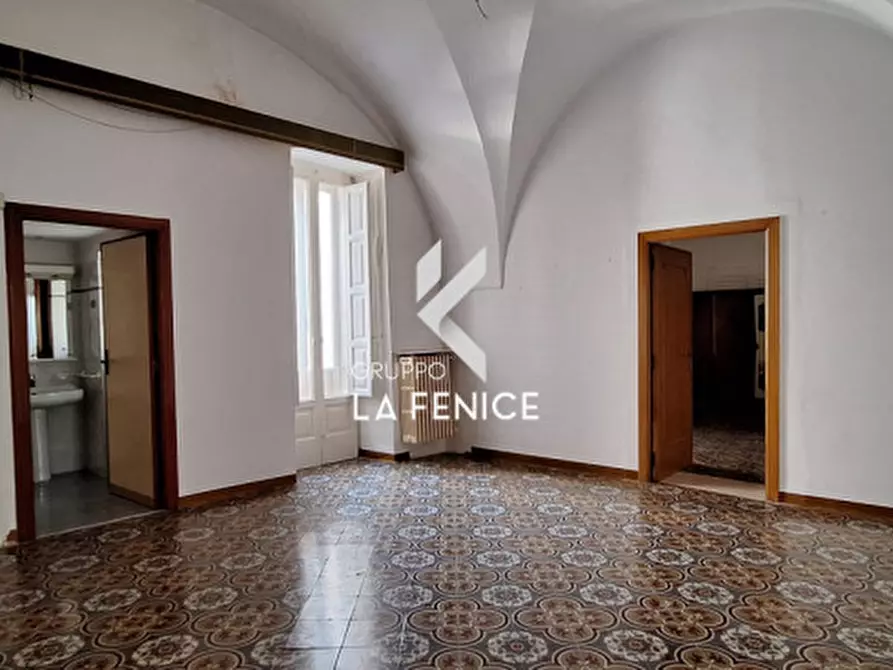 Immagine 14 di Casa indipendente in vendita  in Via Cesare Battisti a Locorotondo