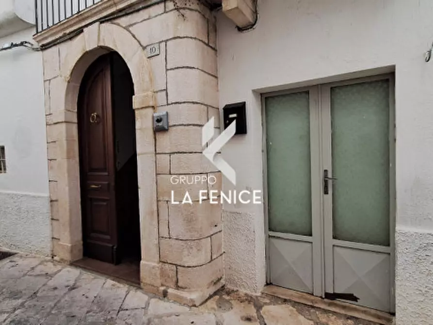 Immagine 32 di Casa indipendente in vendita  in Via Cesare Battisti a Locorotondo