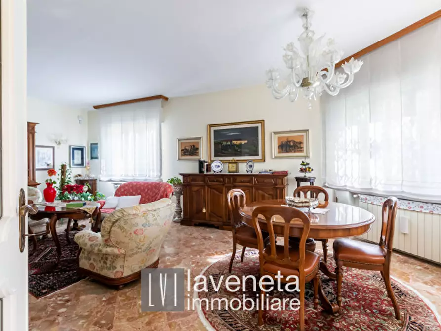 Immagine 5 di Villa in vendita  in via Amendola 5 a San Donà Di Piave