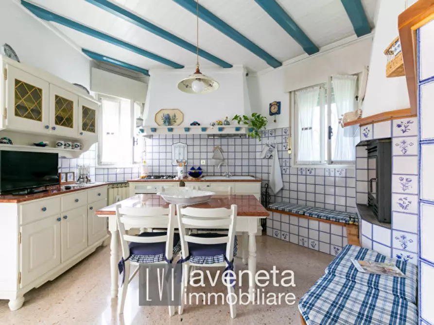 Immagine 8 di Villa in vendita  in via Amendola 5 a San Donà Di Piave