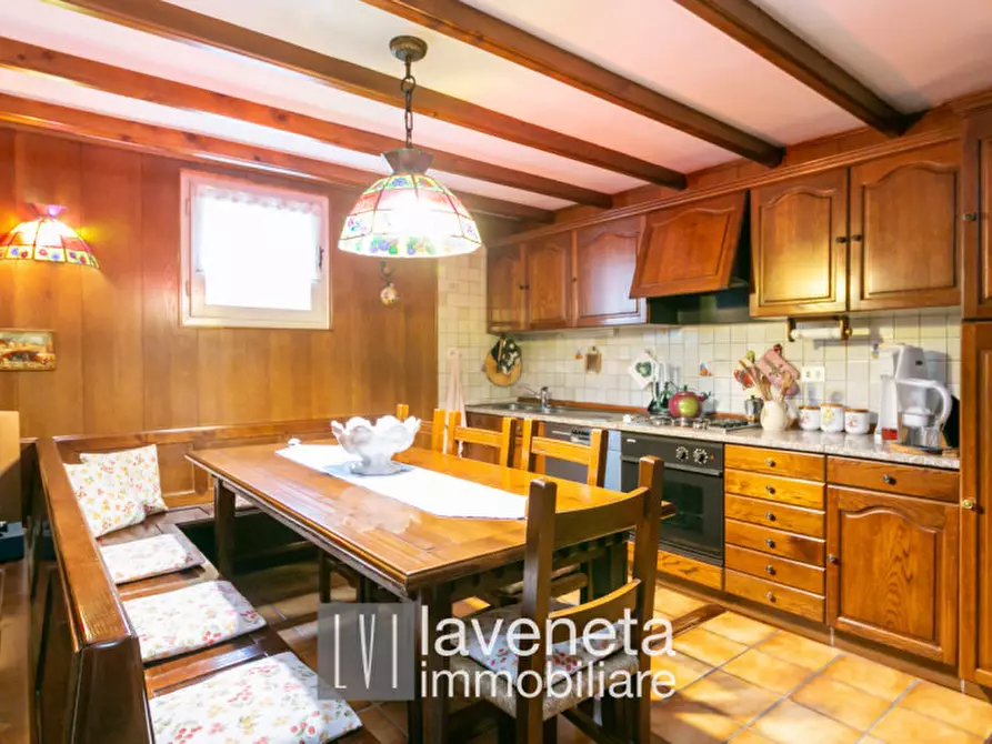 Immagine 13 di Villa in vendita  in via Amendola 5 a San Donà Di Piave