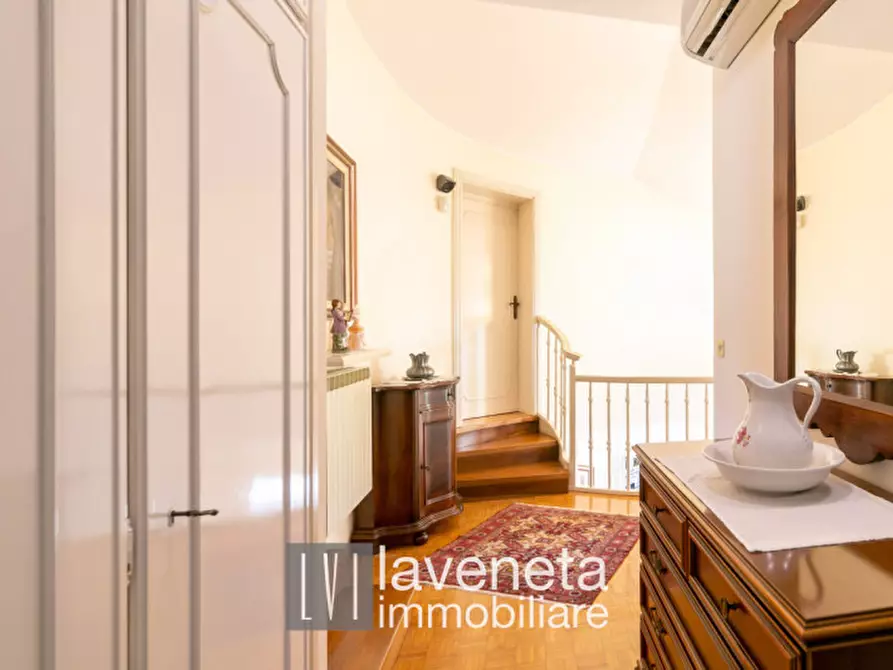 Immagine 17 di Villa in vendita  in via Amendola 5 a San Donà Di Piave