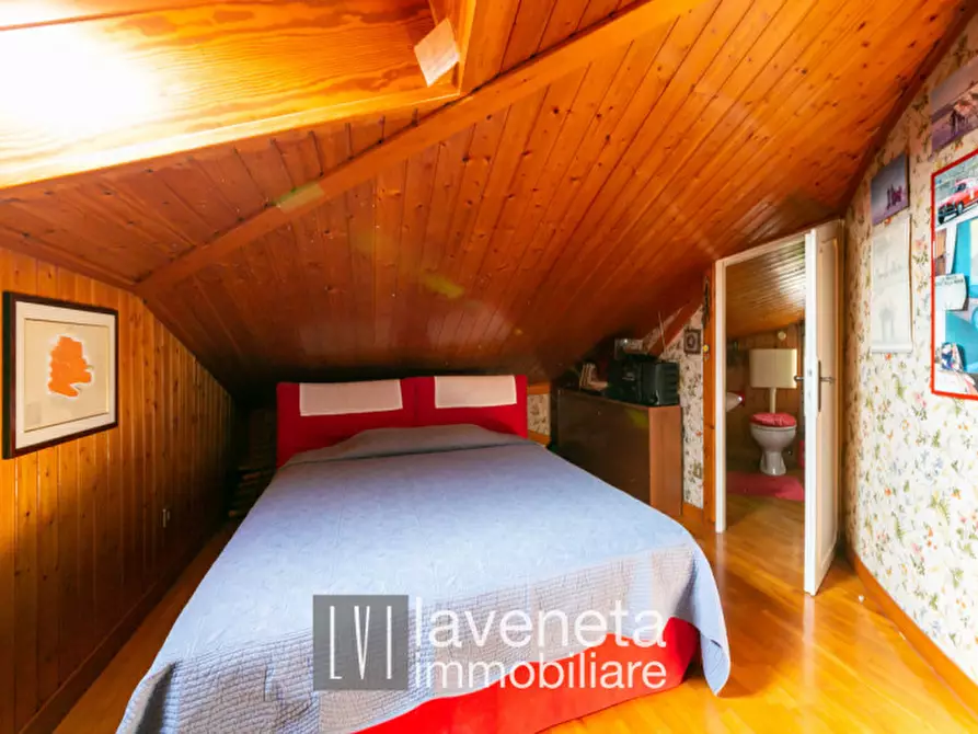 Immagine 31 di Villa in vendita  in via Amendola 5 a San Donà Di Piave