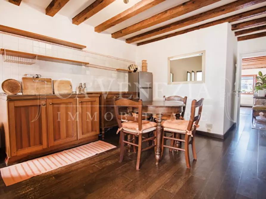 Immagine 6 di Appartamento in vendita  a Venezia