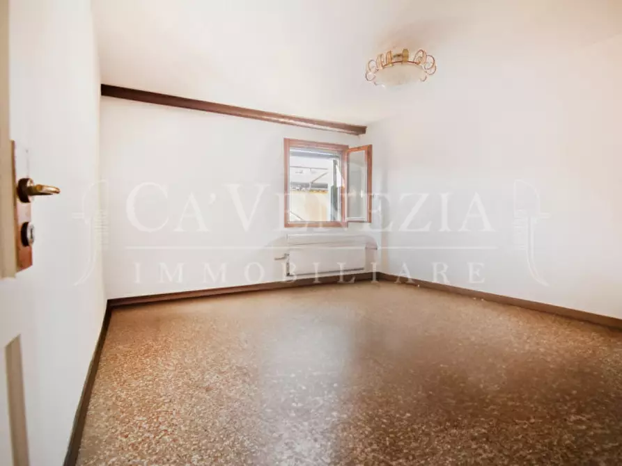 Immagine 9 di Appartamento in vendita  a Venezia