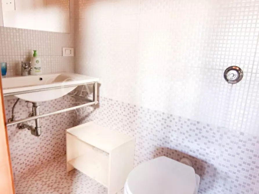 Immagine 16 di Appartamento in vendita  a Venezia