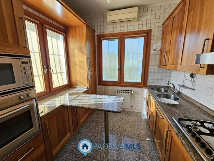 Immagine 30 di Villa in vendita  in Via Cappello a Noventa Padovana