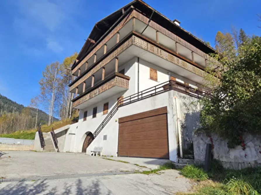 Immagine 17 di Appartamento in vendita  in Via Dante Alighieri 23 a Santo Stefano Di Cadore