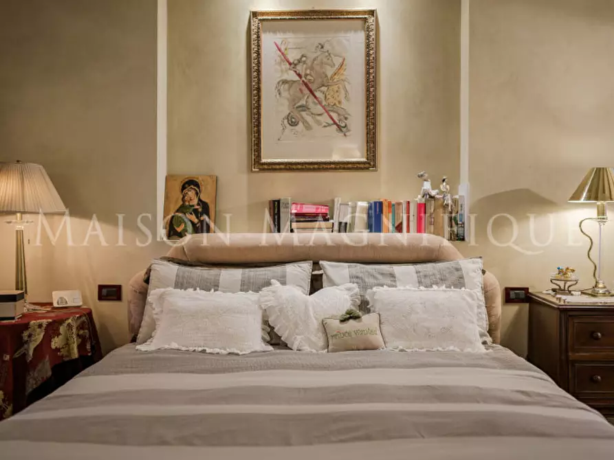 Immagine 35 di Villa in vendita  in via di barbiano a Bologna