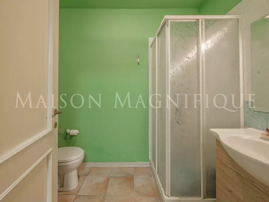 Immagine 57 di Villa in vendita  in via di barbiano a Bologna