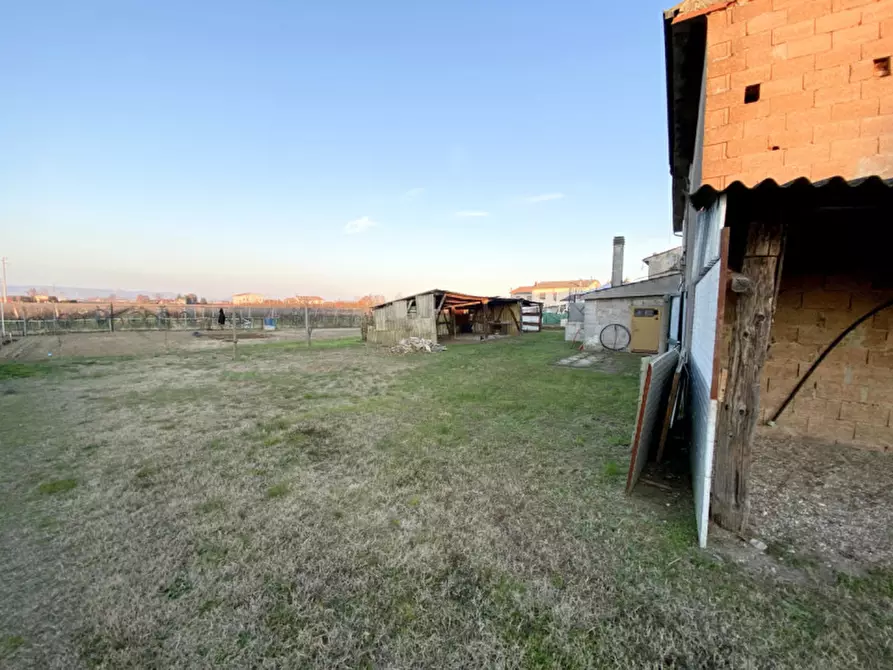 Immagine 4 di Rustico / casale in vendita  in VIA ARCOLE a Arcole