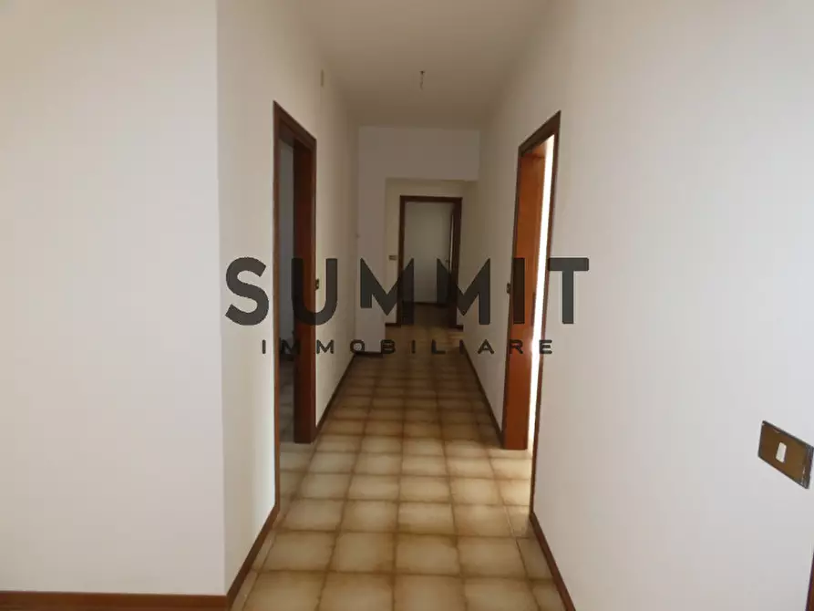 Immagine 3 di Appartamento in vendita  a Valli Del Pasubio