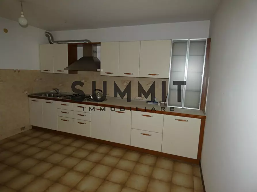 Immagine 8 di Appartamento in vendita  a Valli Del Pasubio