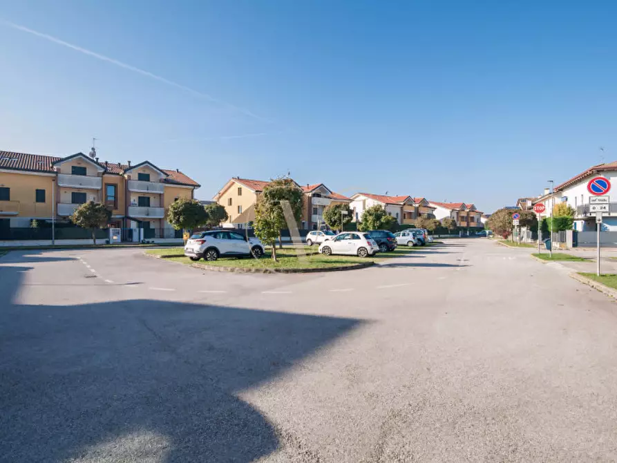 Immagine 26 di Appartamento in vendita  in Piazzetta San Marco 2 a Bovolenta