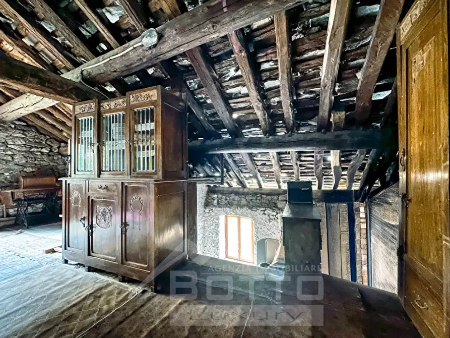 Immagine 18 di Casa indipendente in vendita  in frazione Carata via Artogna a Campertogno