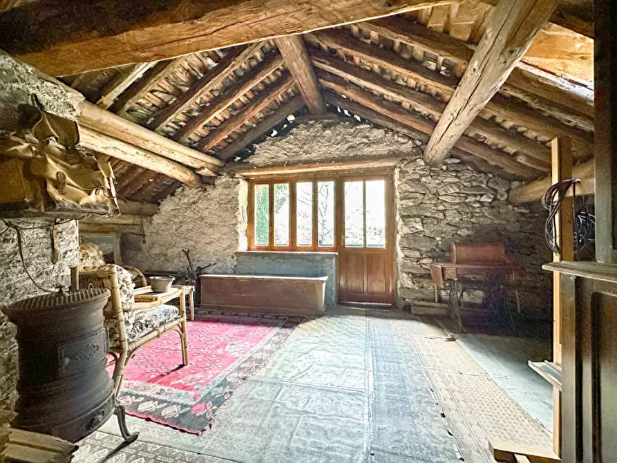 Immagine 19 di Casa indipendente in vendita  in frazione Carata via Artogna a Campertogno