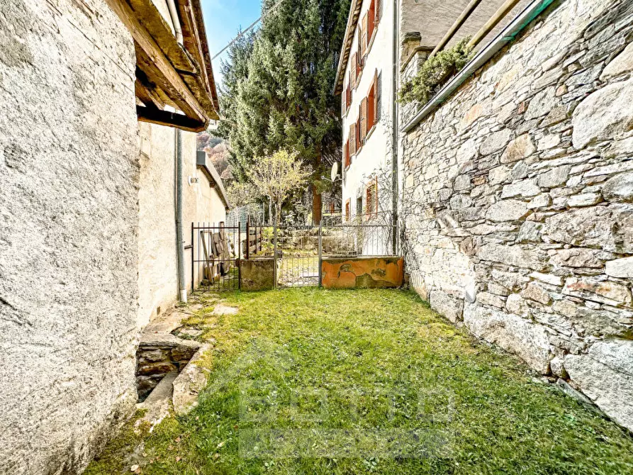 Immagine 21 di Casa indipendente in vendita  in frazione Carata via Artogna a Campertogno