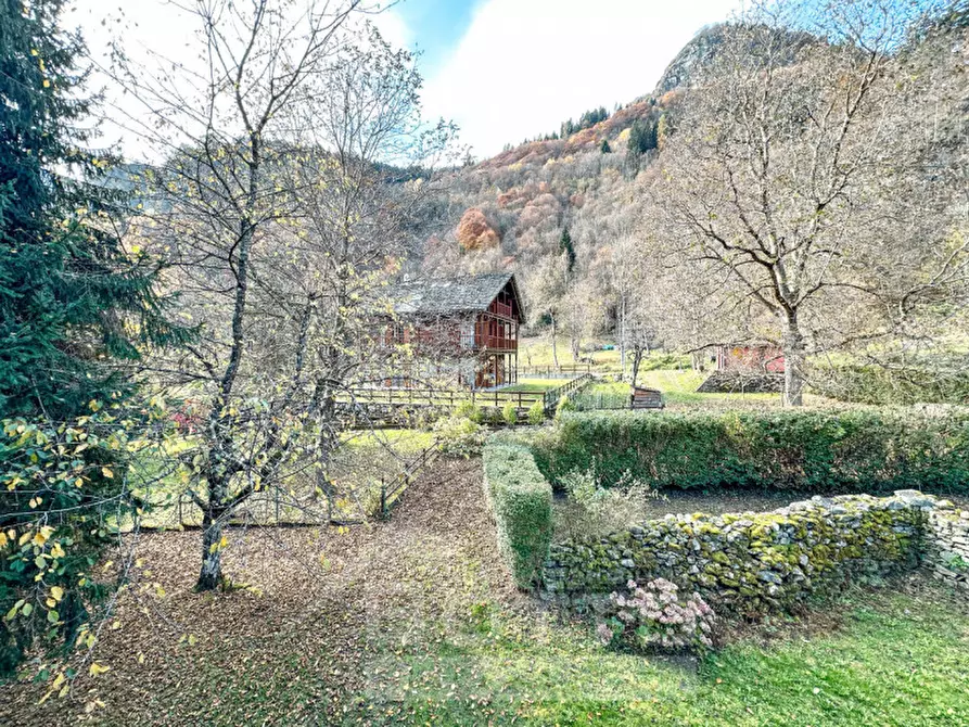 Immagine 25 di Casa indipendente in vendita  in frazione Carata via Artogna a Campertogno