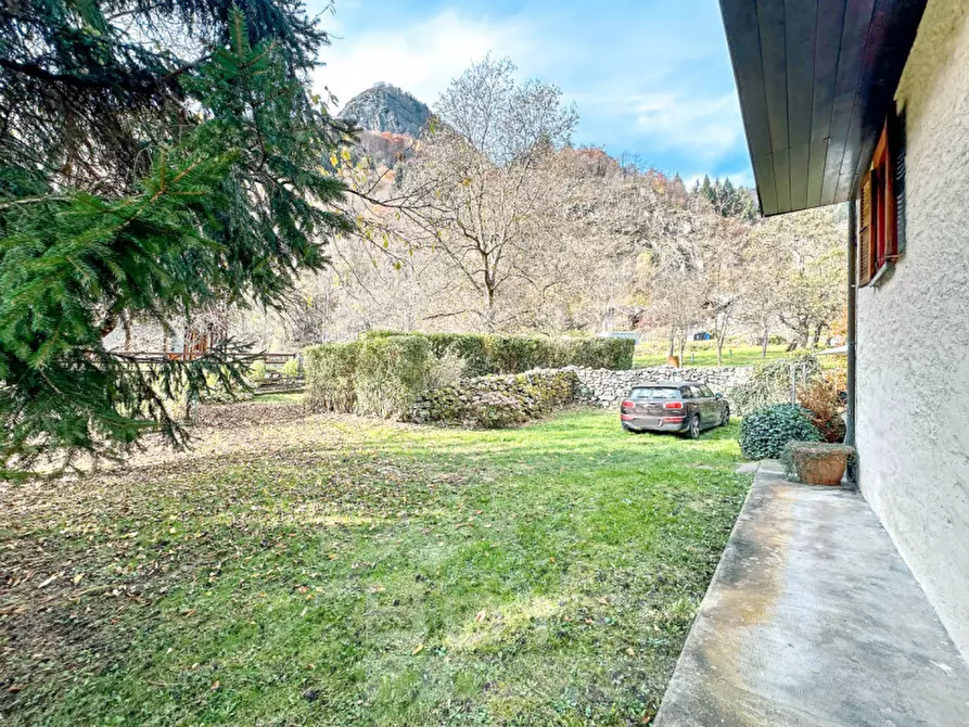 Immagine 33 di Casa indipendente in vendita  in frazione Carata via Artogna a Campertogno