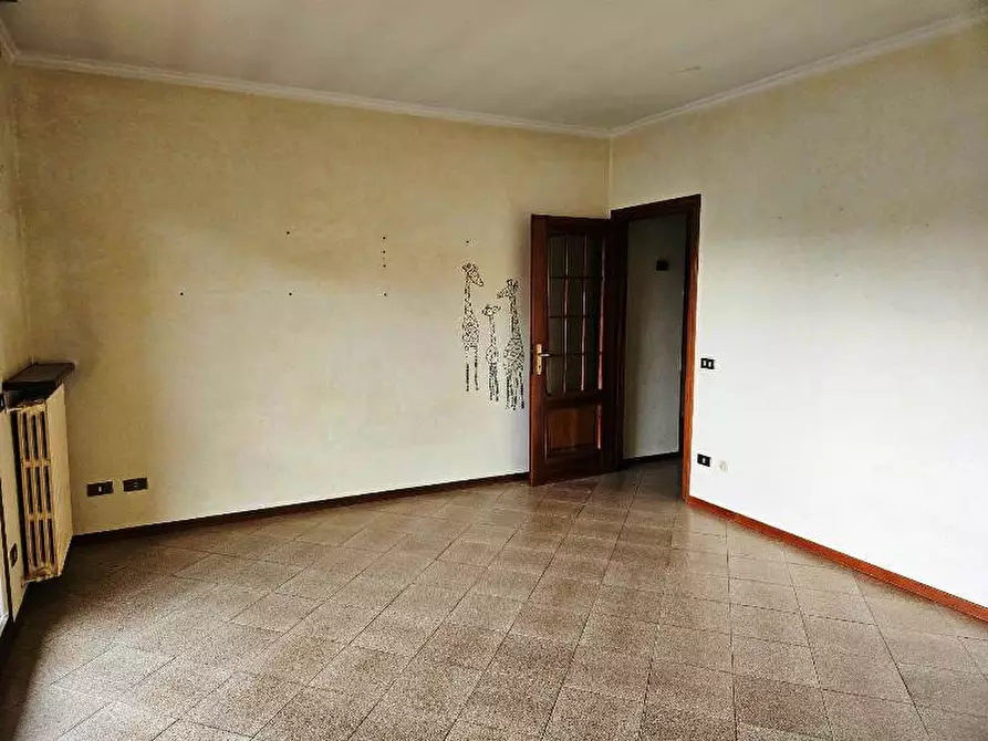 Immagine 28 di Laboratorio in vendita  in via guerci a Langhirano