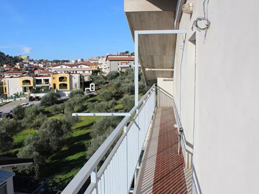 Immagine 15 di Appartamento in vendita  in via cervone 23 a Pescara