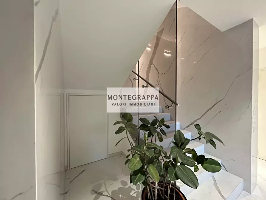 Immagine 3 di Appartamento in vendita  in Via Giotto a Castelfranco Veneto