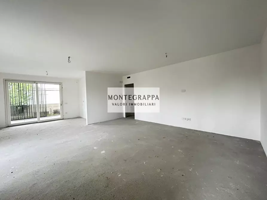 Immagine 5 di Appartamento in vendita  in Via Giotto a Castelfranco Veneto