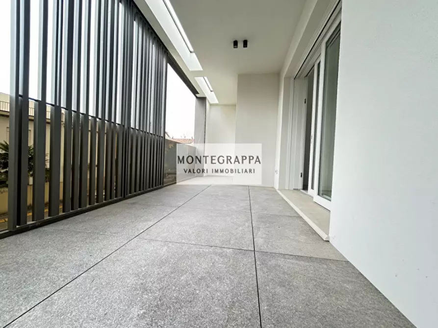 Immagine 11 di Appartamento in vendita  in Via Giotto a Castelfranco Veneto