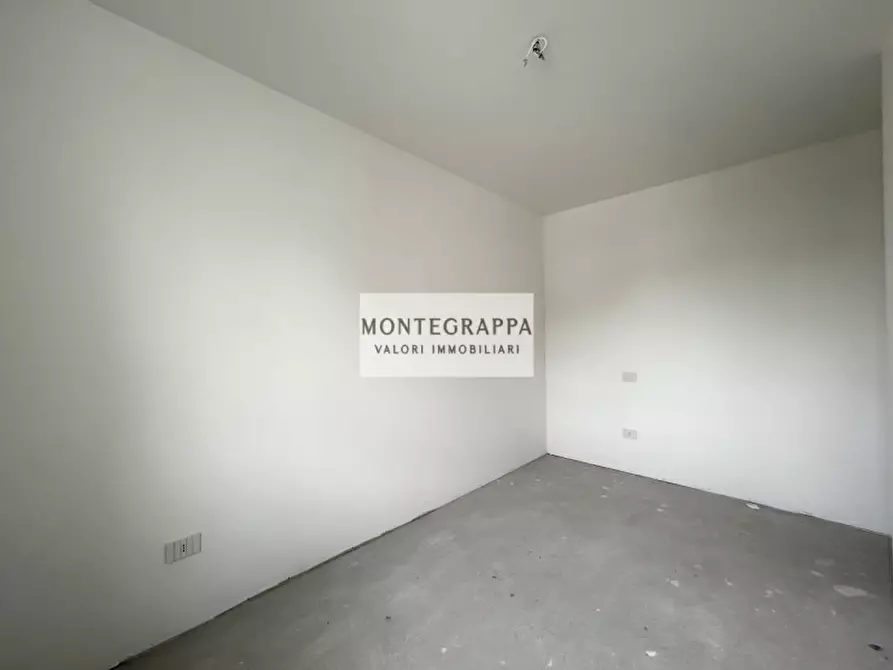 Immagine 21 di Appartamento in vendita  in Via Giotto a Castelfranco Veneto