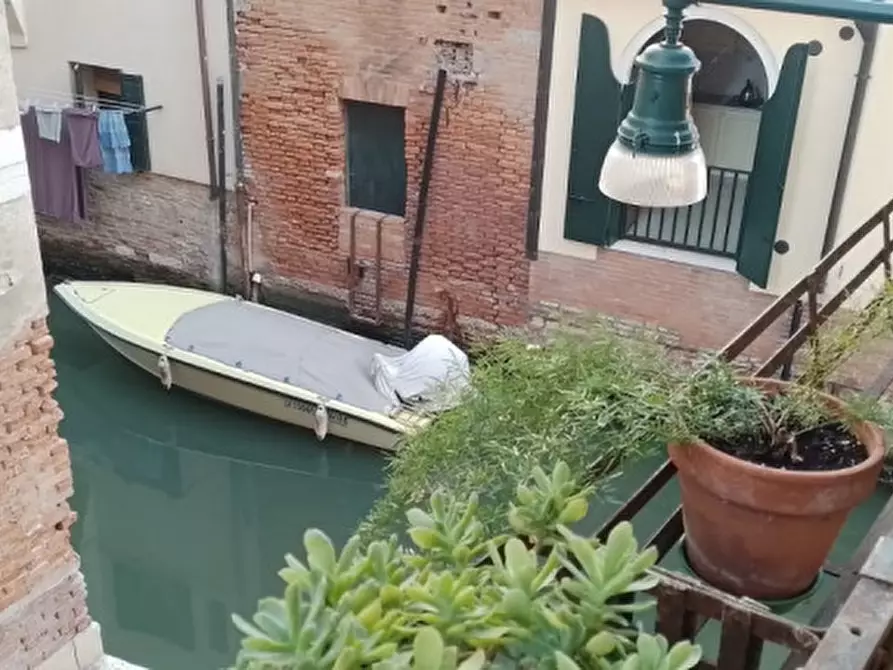 Immagine 6 di Appartamento in affitto  in cannaregio a Venezia