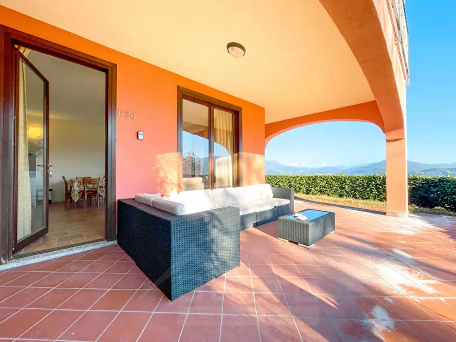 Immagine 2 di Appartamento in vendita  in Via panoramica a Oggebbio